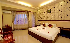 Luxury Nha Trang Hotel 3 *** 